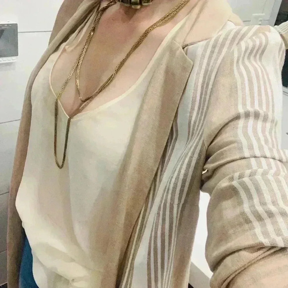 BCBGeneration striped blazer - Picture 4 of 10